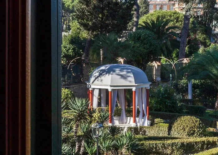 Vigne Franceschini Resort- With Swimming Pool In The Heart Of *