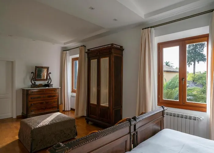 Villa Vigne Franceschini Resort- With Swimming Pool In The Heart Of *