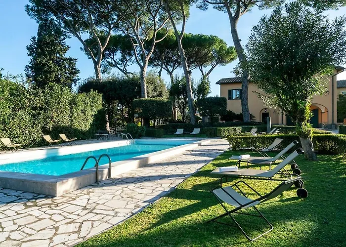 Vigne Franceschini Resort- With Swimming Pool In The Heart Of Villa Rome